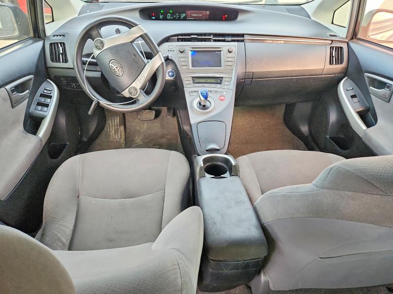 Photo 8 from auction – 2014 TOYOTA PRIUS with VIN JTDKN3DU6E0360406