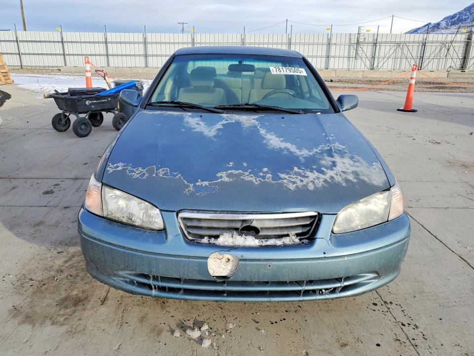 Photo 5 from auction – 2001 TOYOTA CAMRY with VIN JT2BG22K910567610
