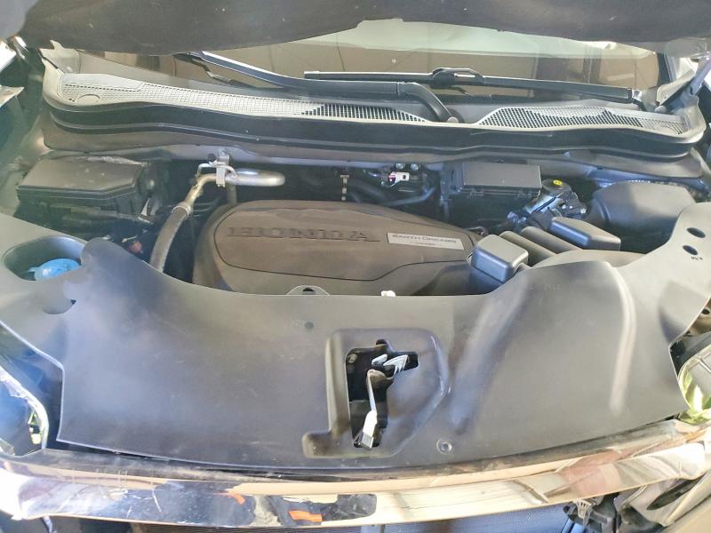 Photo 12 from auction – 2016 HONDA PILOT with VIN 5FNYF6H8XGB098268