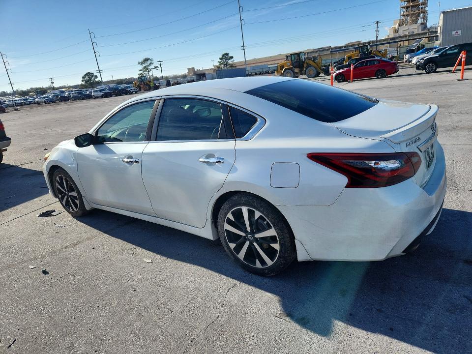Photo 2 from auction – 2018 NISSAN ALTIMA 2.5 with VIN 1N4AL3AP6JC146403