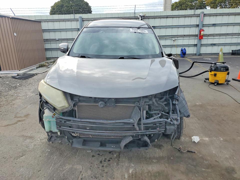 Photo 5 from auction – 2015 NISSAN ROGUE with VIN 5N1AT2MT7FC829467