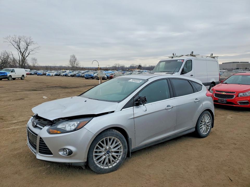 FORD FOCUS 2014 with VIN 1FADP3N28EL299810 - Photo from auction