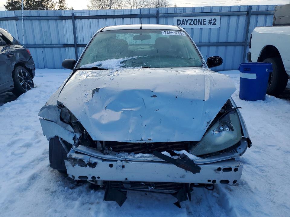Photo 5 from auction – 2004 FORD FOCUS with VIN 1FAFP34344W105838