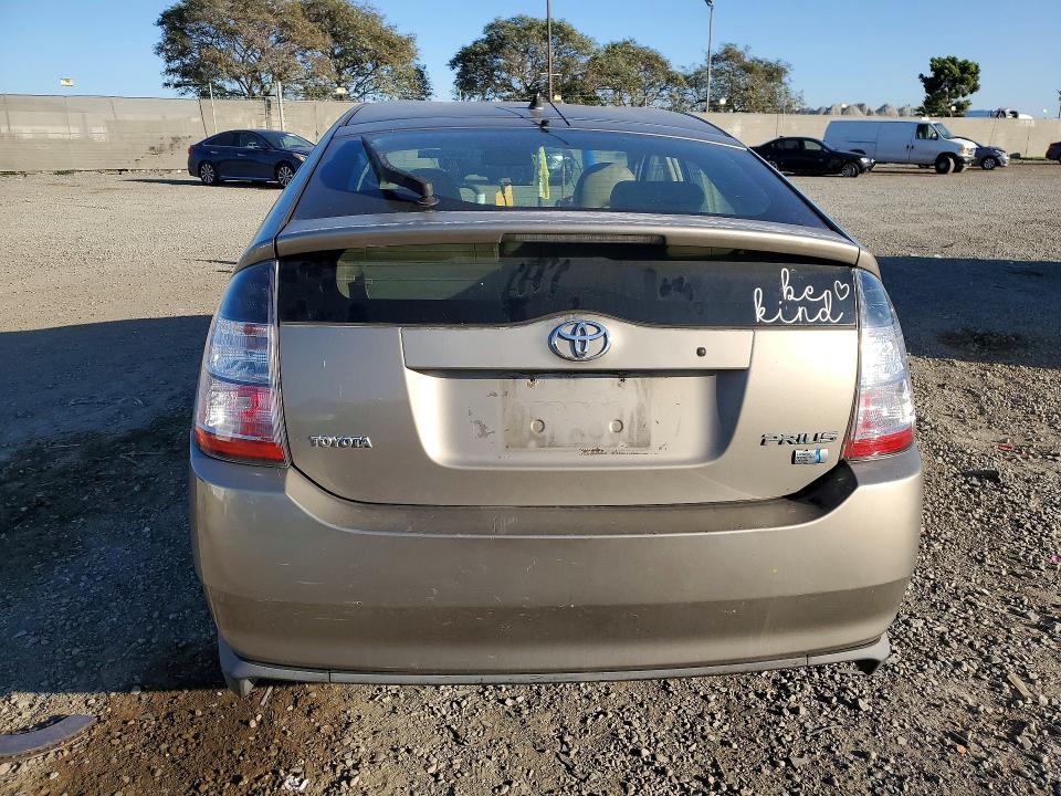 Photo 6 from auction – 2005 TOYOTA PRIUS with VIN JTDKB20U753063913