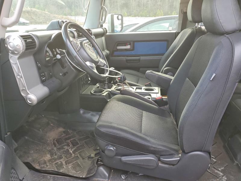 Photo 7 from auction – 2011 TOYOTA FJ CRUISER with VIN JTEBU4BF1BK106353