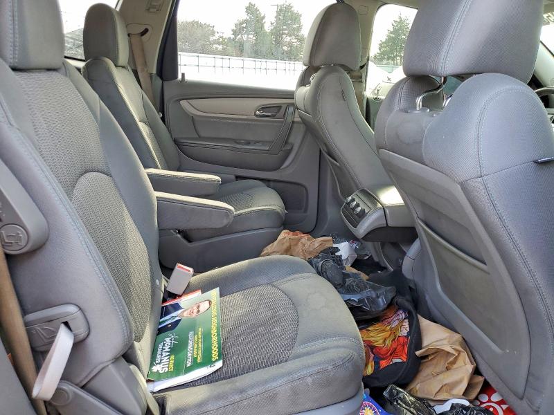 Photo 11 from auction – 2017 CHEVROLET TRAVERSE with VIN 1GNKVGKD6HJ218914