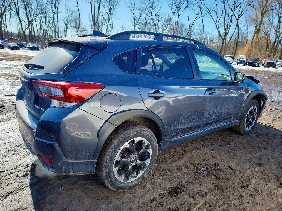 Photo 3 from auction – 2021 SUBARU CROSSTREK with VIN JF2GTAEC2M8656062