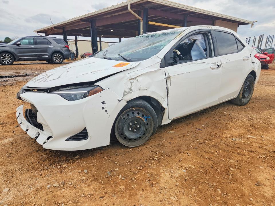 TOYOTA COROLLA 2019 with VIN 5YFBURHE2KP862162 - Photo from auction
