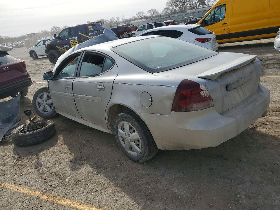 Photo 2 from auction – 2007 PONTIAC GRAND PRIX with VIN 2G2WP552371211158
