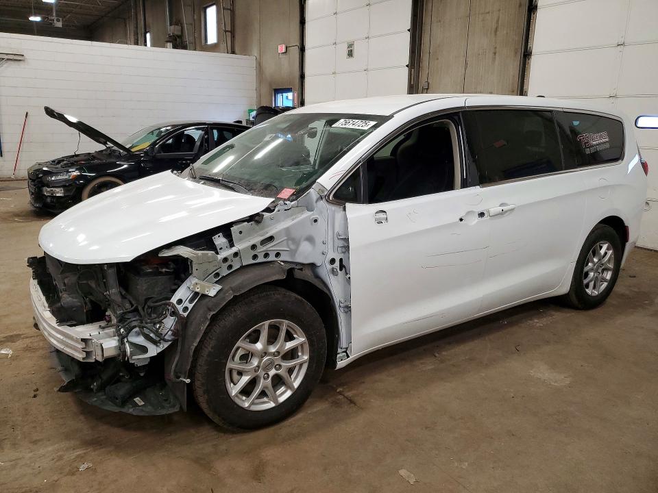 CHRYSLER VOYAGER 2023 with VIN 2C4RC1CG7PR525084 - Photo from auction