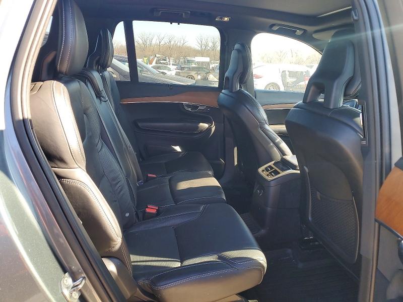Photo 11 from auction – 2016 VOLVO XC90 T8 with VIN YV4BC0PL8G1091696