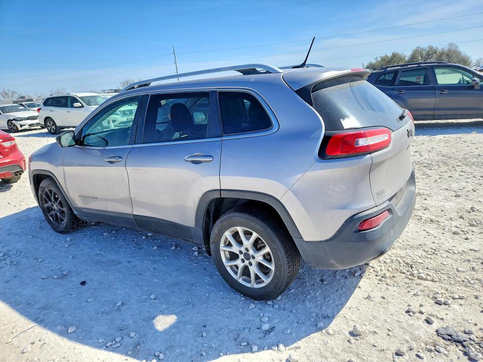 Photo 2 from auction – 2018 JEEP CHEROKEE with VIN 1C4PJLCB3JD573138
