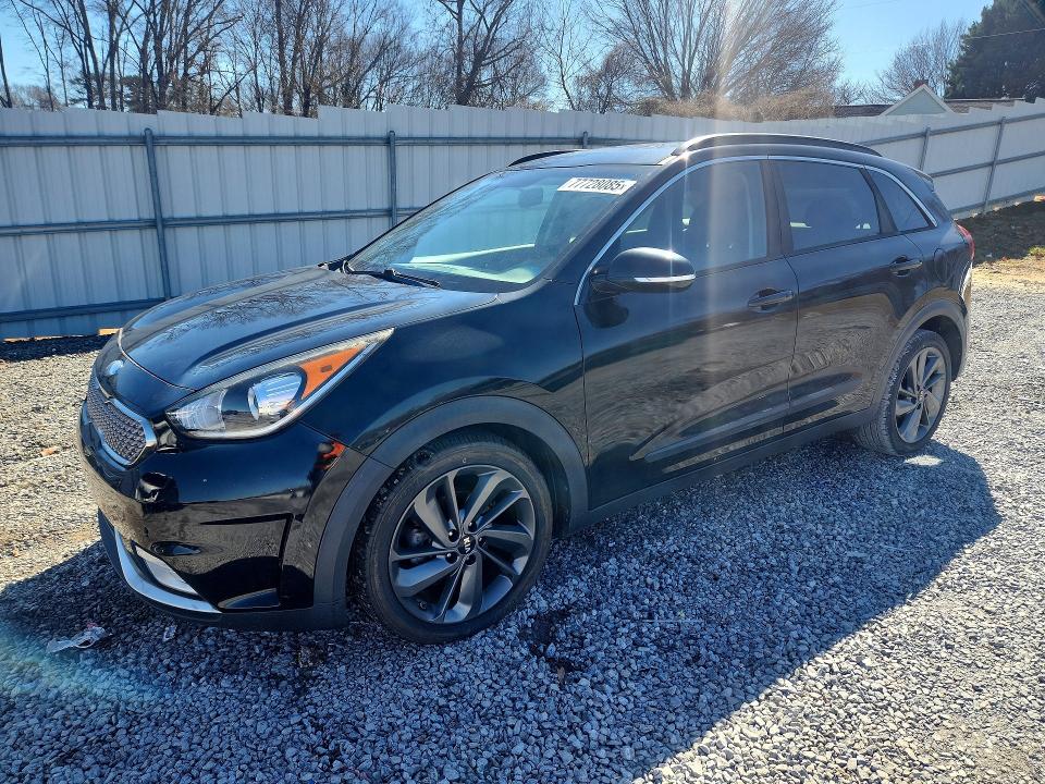 KIA NIRO EX 2017 with VIN KNDCC3LCXH5089019 - Photo from auction