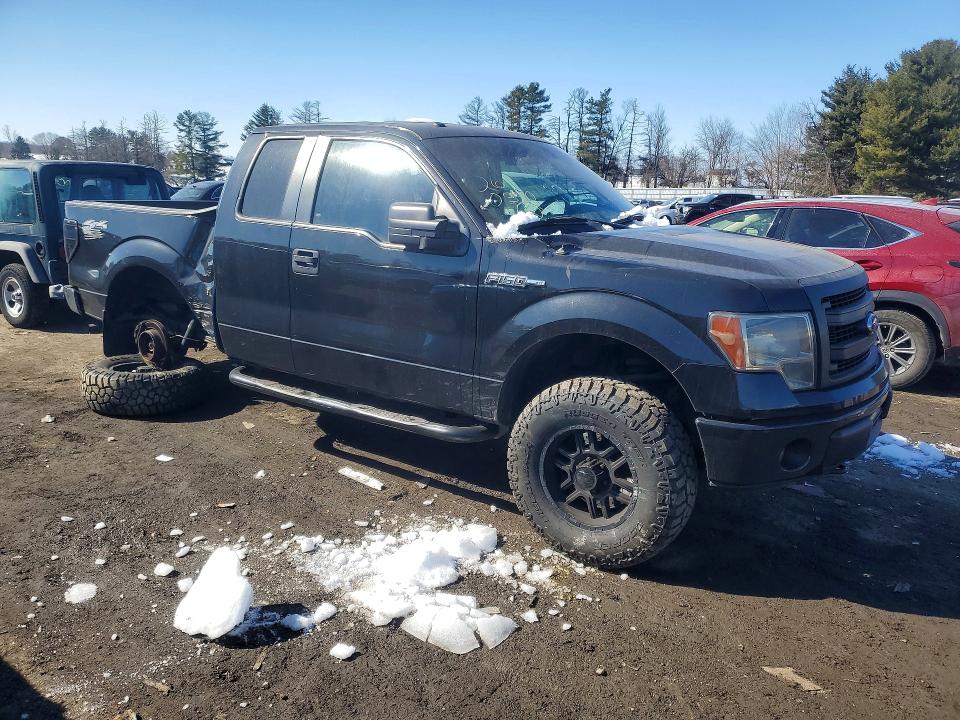 Photo 4 from auction – 2014 FORD F150 with VIN 1FTFX1EF2EFA72878