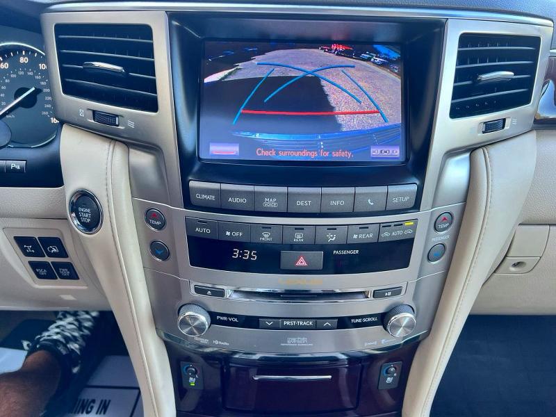 Photo 11 from auction – 2013 LEXUS LX 570 with VIN JTJHY7AX9D4100674