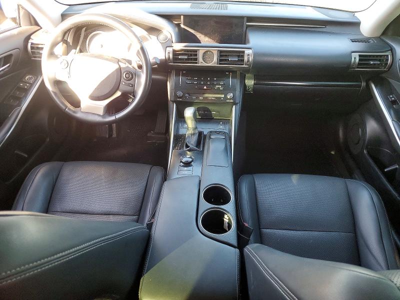 Photo 8 from auction – 2014 LEXUS IS with VIN JTHBE1D26E5001366