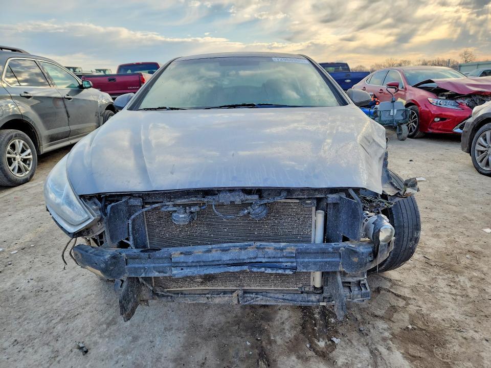 Photo 5 from auction – 2019 HYUNDAI SONATA with VIN 5NPE24AF3KH758110