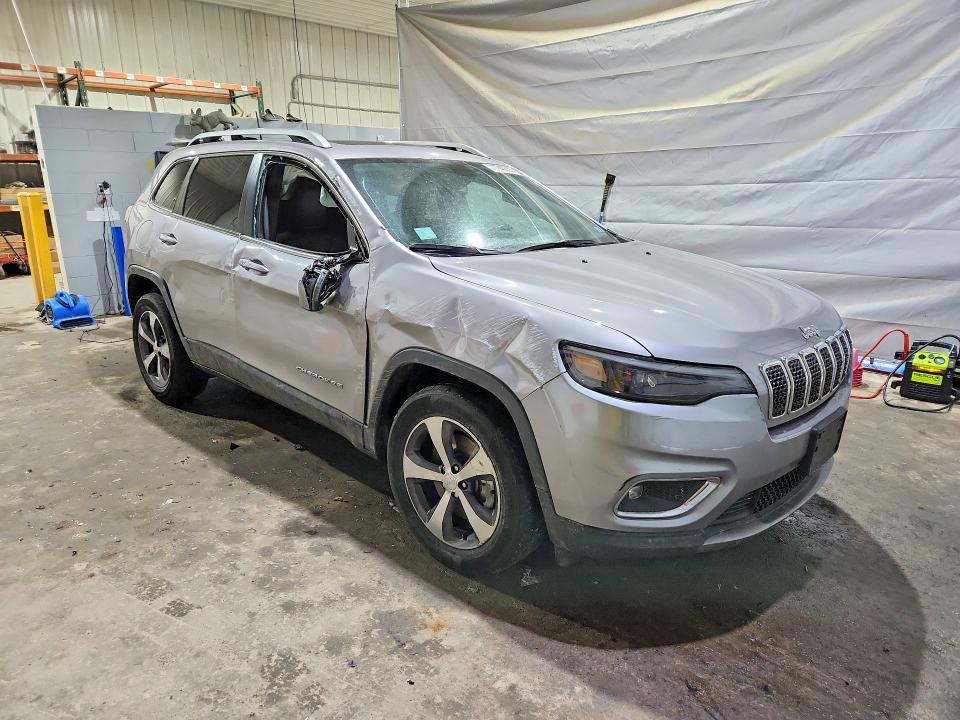 Photo 4 from auction – 2019 JEEP CHEROKEE with VIN 1C4PJMDX0KD426518