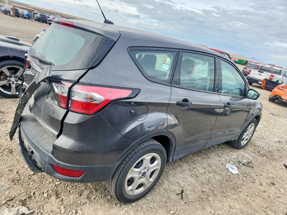 Photo 3 from auction – 2018 FORD ESCAPE S with VIN 1FMCU0F75JUB43649