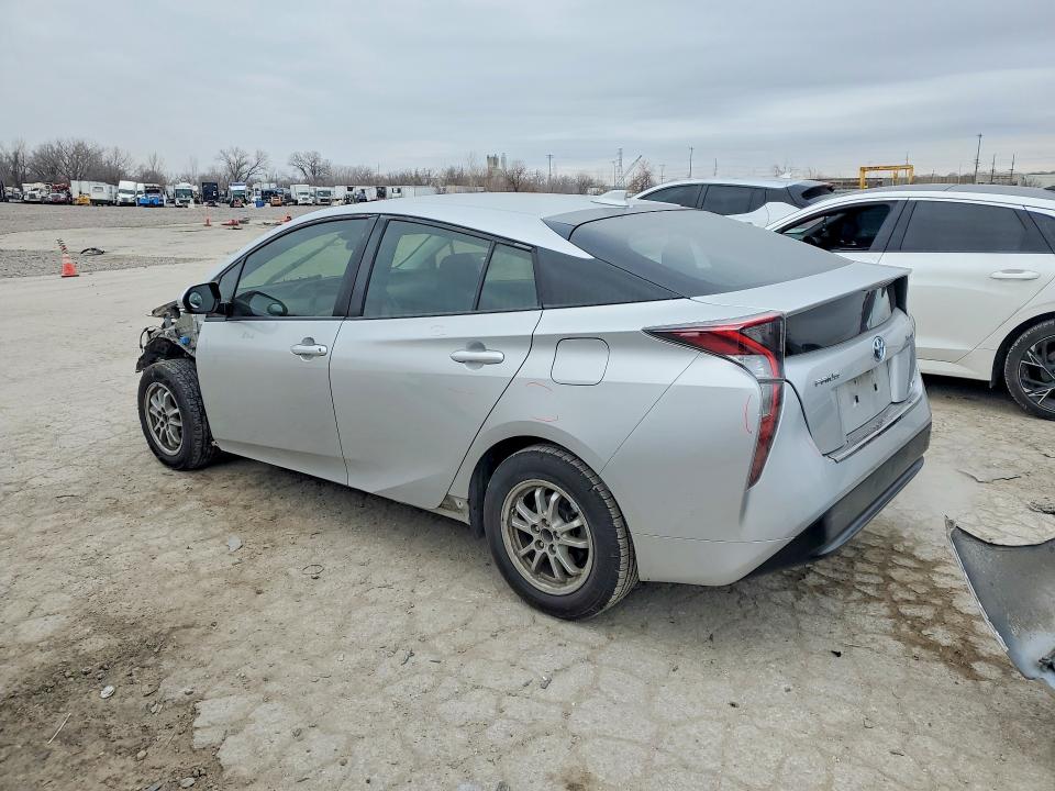 Photo 2 from auction – 2018 TOYOTA PRIUS with VIN JTDKARFUXJ3551847