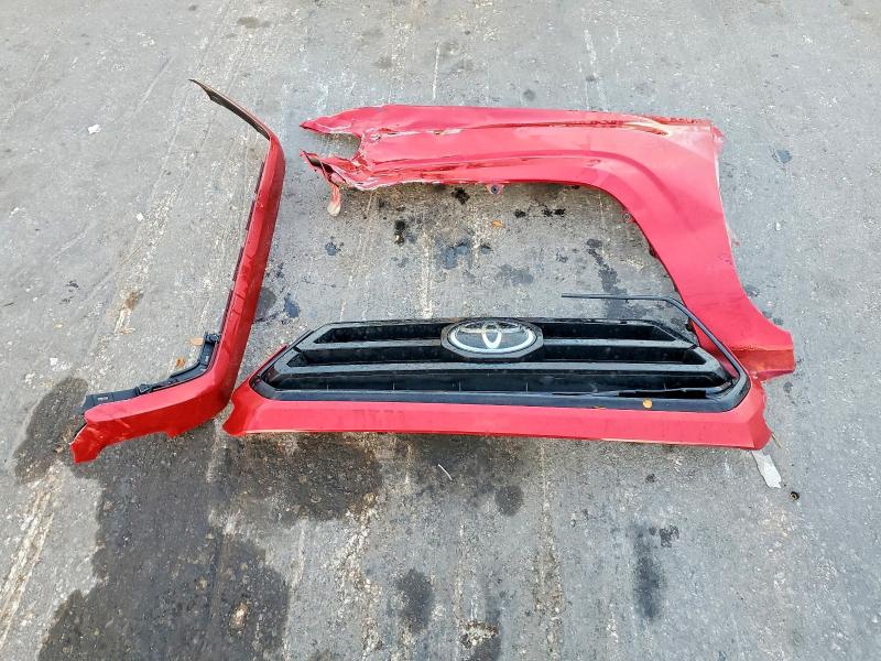 Photo 12 from auction – 2021 TOYOTA TACOMA with VIN 3TYRX5GN2MT009677