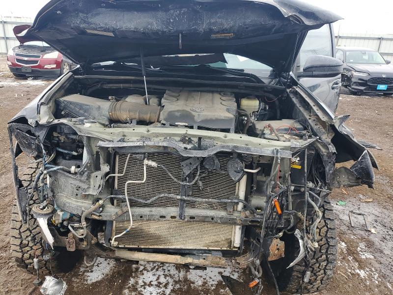 Photo 11 from auction – 2017 TOYOTA 4RUNNER SR with VIN JTEBU5JR1H5453948