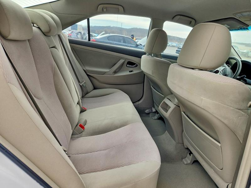 Photo 10 from auction – 2011 TOYOTA CAMRY with VIN 4T4BF3EK1BR148660
