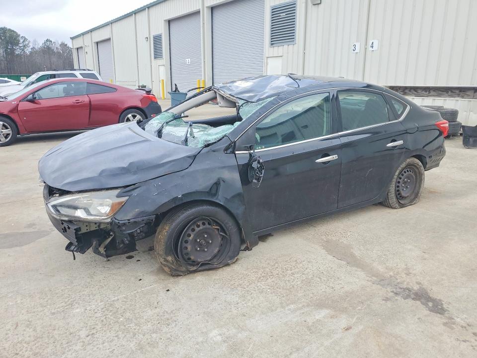 NISSAN SENTRA 2017 with VIN 3N1AB7AP4HL705940 - Photo from auction