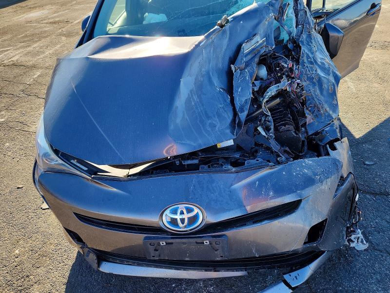 Photo 12 from auction – 2016 TOYOTA PRIUS with VIN JTDKARFU0G3502021