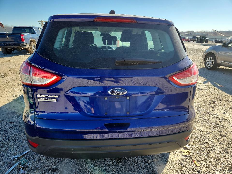 Photo 6 from auction – 2016 FORD ESCAPE with VIN 1FMCU0F71GUC26357