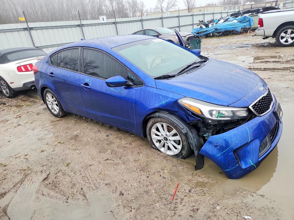 Photo 4 from auction – 2017 KIA FORTE with VIN 3KPFL4A74HE067269