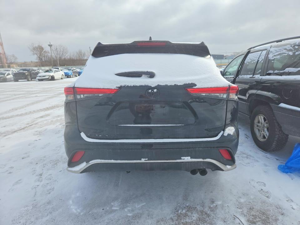 Photo 6 from auction – 2023 TOYOTA HIGHLANDER with VIN 5TDKDRAH7PS028066