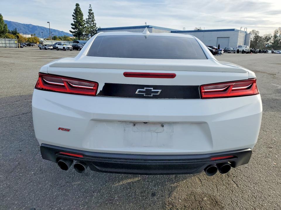 Photo 6 from auction – 2018 CHEVROLET CAMARO with VIN 1G1FB1RS3J0135126