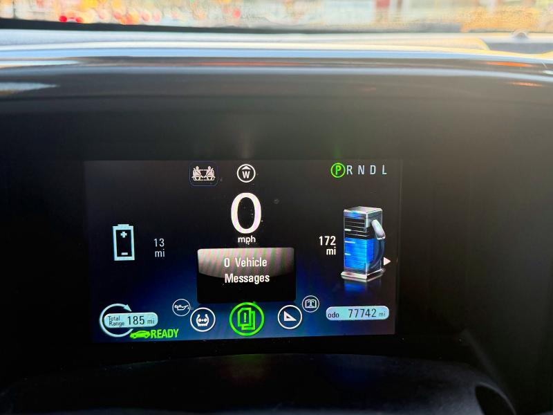 Photo 8 from auction – 2012 CHEVROLET VOLT with VIN 1G1RD6E44CU103728