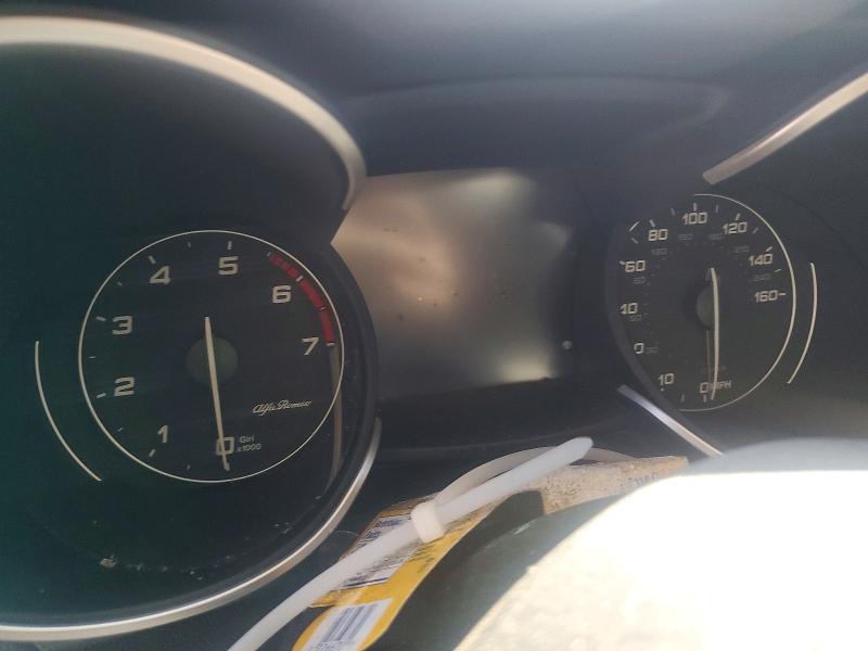 Photo 9 from auction – 2021 ALFA ROMEO STELVIO with VIN ZASPAJAN3M7C98236