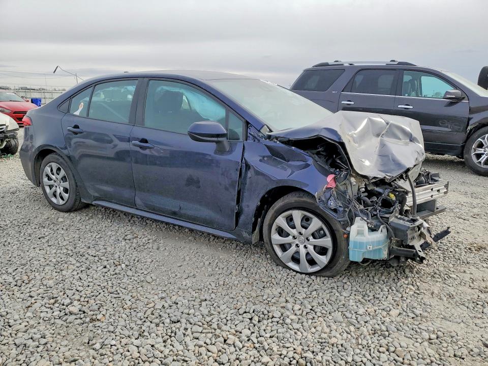 Photo 4 from auction – 2021 TOYOTA COROLLA LE with VIN 5YFEPMAE9MP240856