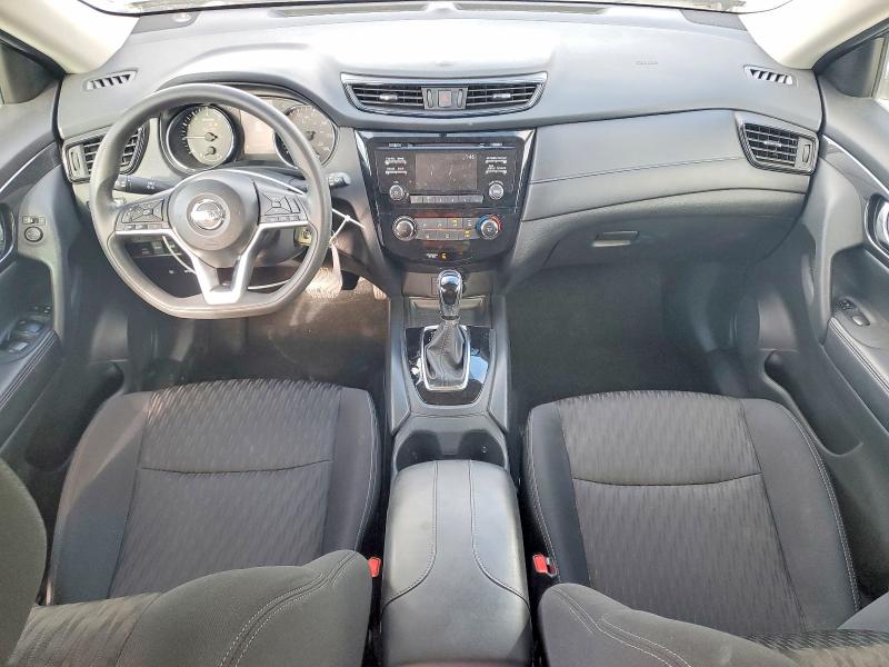 Photo 8 from auction – 2017 NISSAN ROGUE SV with VIN 5N1AT2MV2HC818977