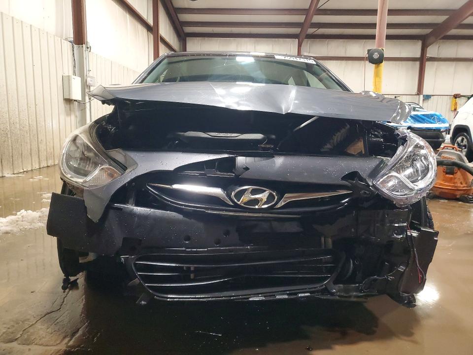Photo 5 from auction – 2012 HYUNDAI ACCENT GLS with VIN KMHCU5AEXCU012870