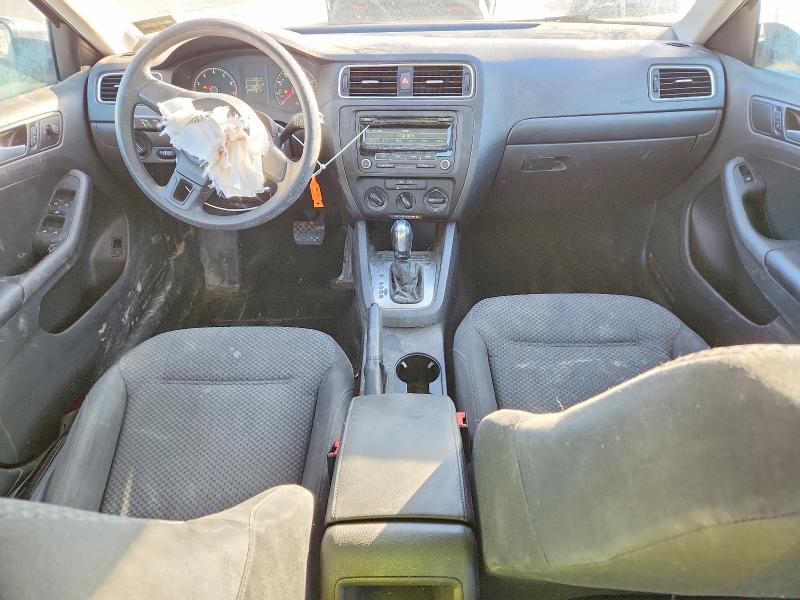 Photo 8 from auction – 2014 VOLKSWAGEN JETTA BASE with VIN 3VW2K7AJ5EM235398