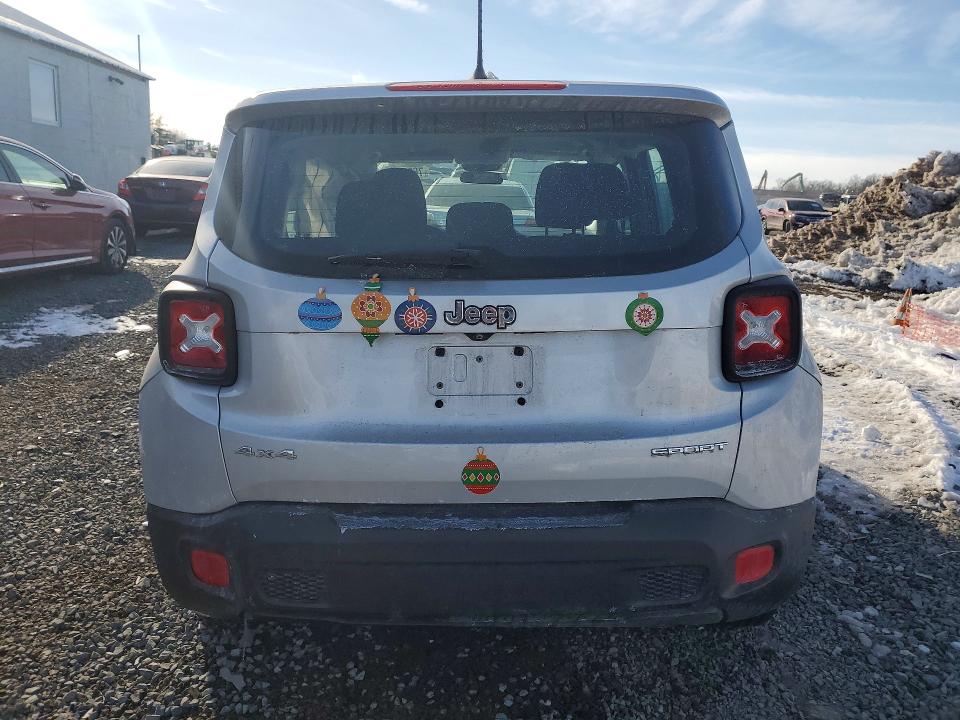 Photo 6 from auction – 2017 JEEP RENEGADE S with VIN ZACCJBAB1HPF97767