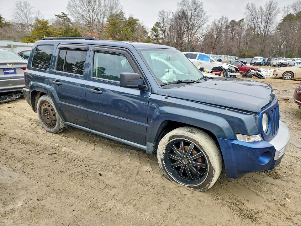 Photo 4 from auction – 2008 JEEP PATRIOT with VIN 1J8FT28W98D544404