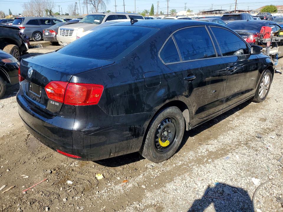 Photo 3 from auction – 2012 VOLKSWAGEN JETTA SE with VIN 3VWDP7AJ8CM308707
