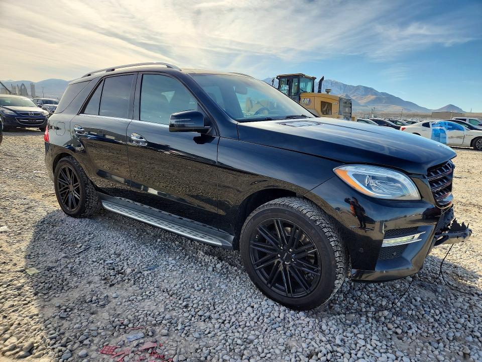 Photo 4 from auction – 2015 MERCEDES-BENZ ML with VIN 4JGDA5GB4FA494638