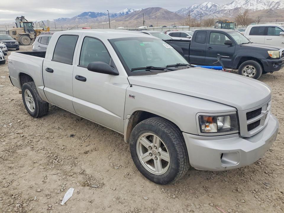 Photo 4 from auction – 2010 DODGE DAKOTA with VIN 1D7CW3GP4AS155338