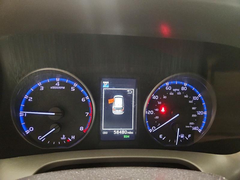 Photo 9 from auction – 2018 TOYOTA RAV4 ADVEN with VIN 2T3RFREV9JW753053