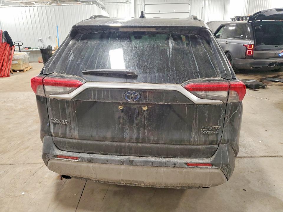 Photo 6 from auction – 2024 TOYOTA RAV4 with VIN JTMD6RFV1RD145531