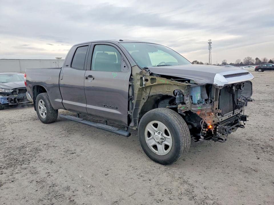 Photo 4 from auction – 2014 TOYOTA TUNDRA with VIN 5TFUM5F19EX057797