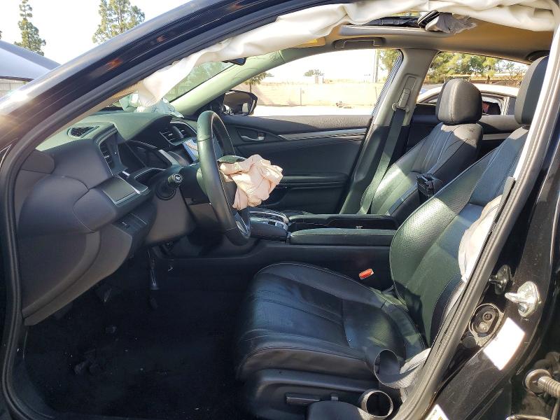 Photo 7 from auction – 2017 HONDA CIVIC with VIN 2HGFC1F77HH658581