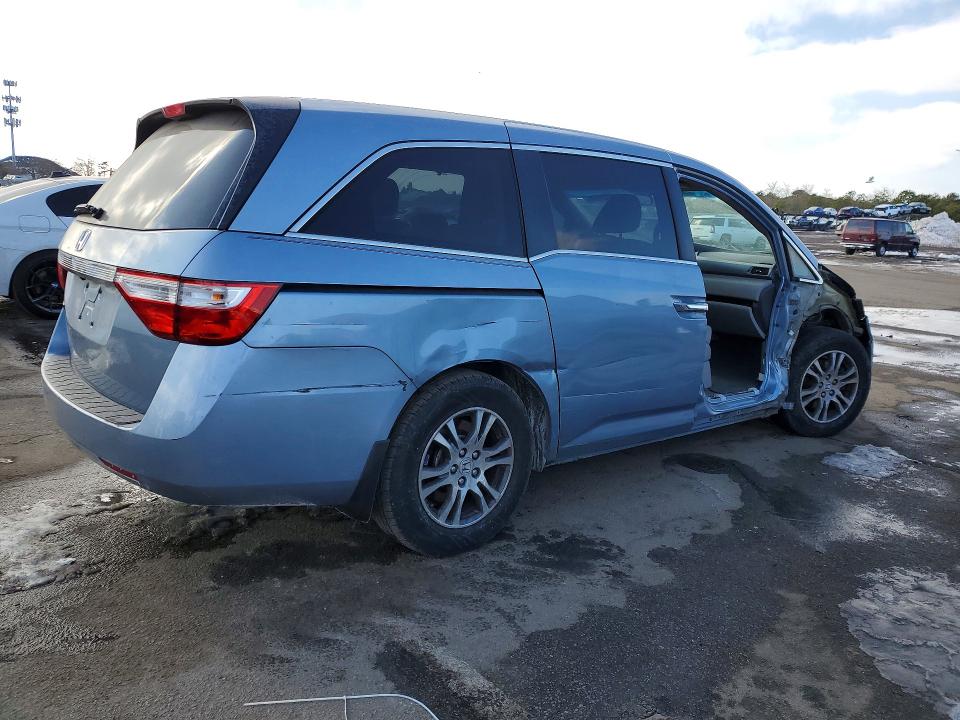 Photo 3 from auction – 2013 HONDA ODYSSEY with VIN 5FNRL5H46DB049813