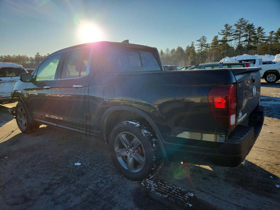 Photo 2 from auction – 2023 HONDA RIDGELINE with VIN 5FPYK3F79PB010242